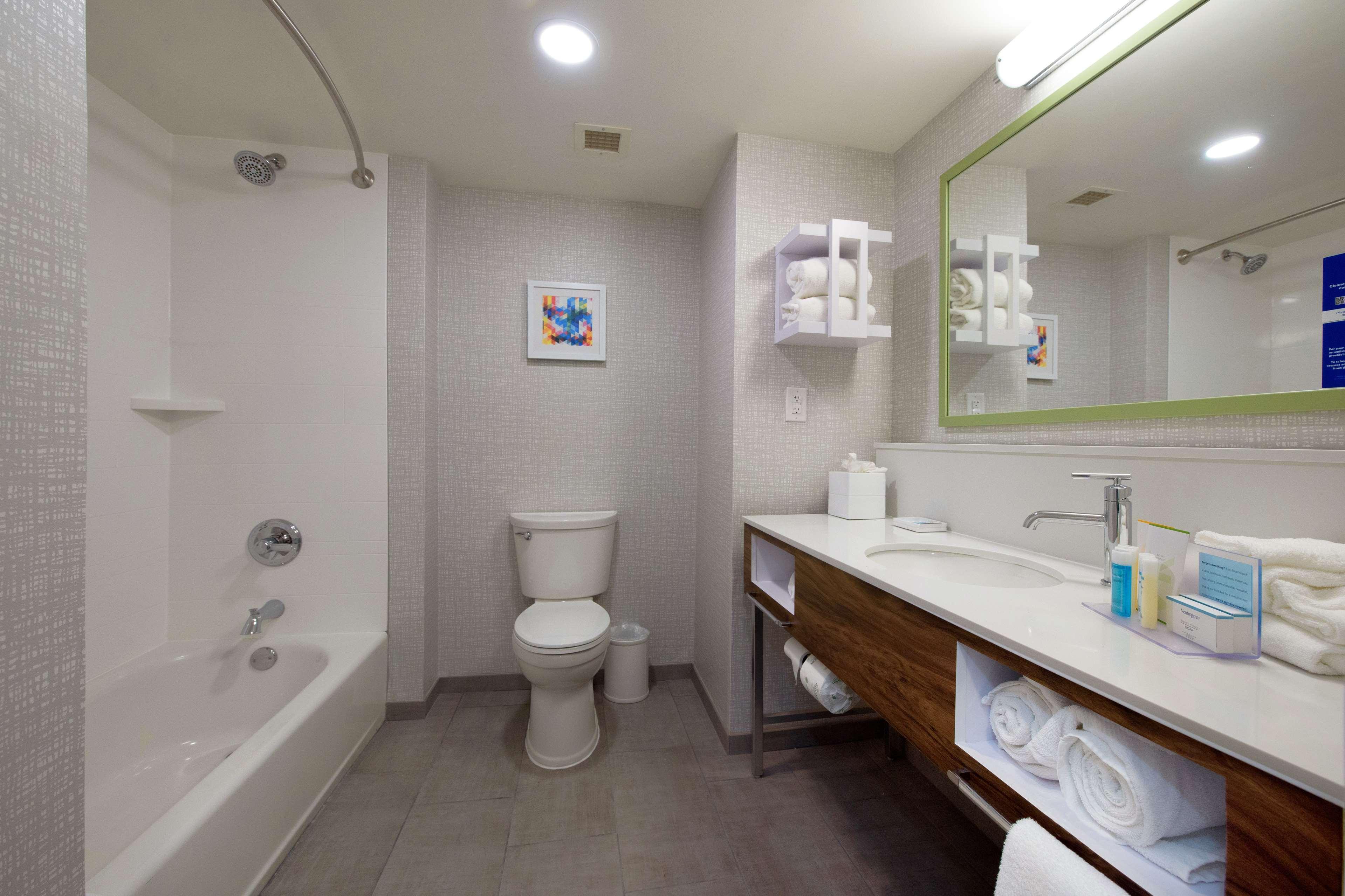 Hampton Inn Fayetteville Bagian luar foto