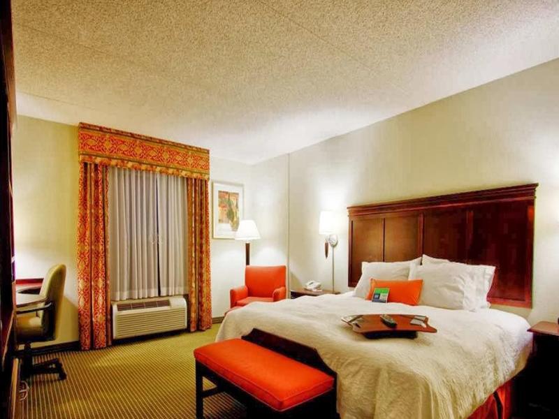 Hampton Inn Fayetteville Bagian luar foto