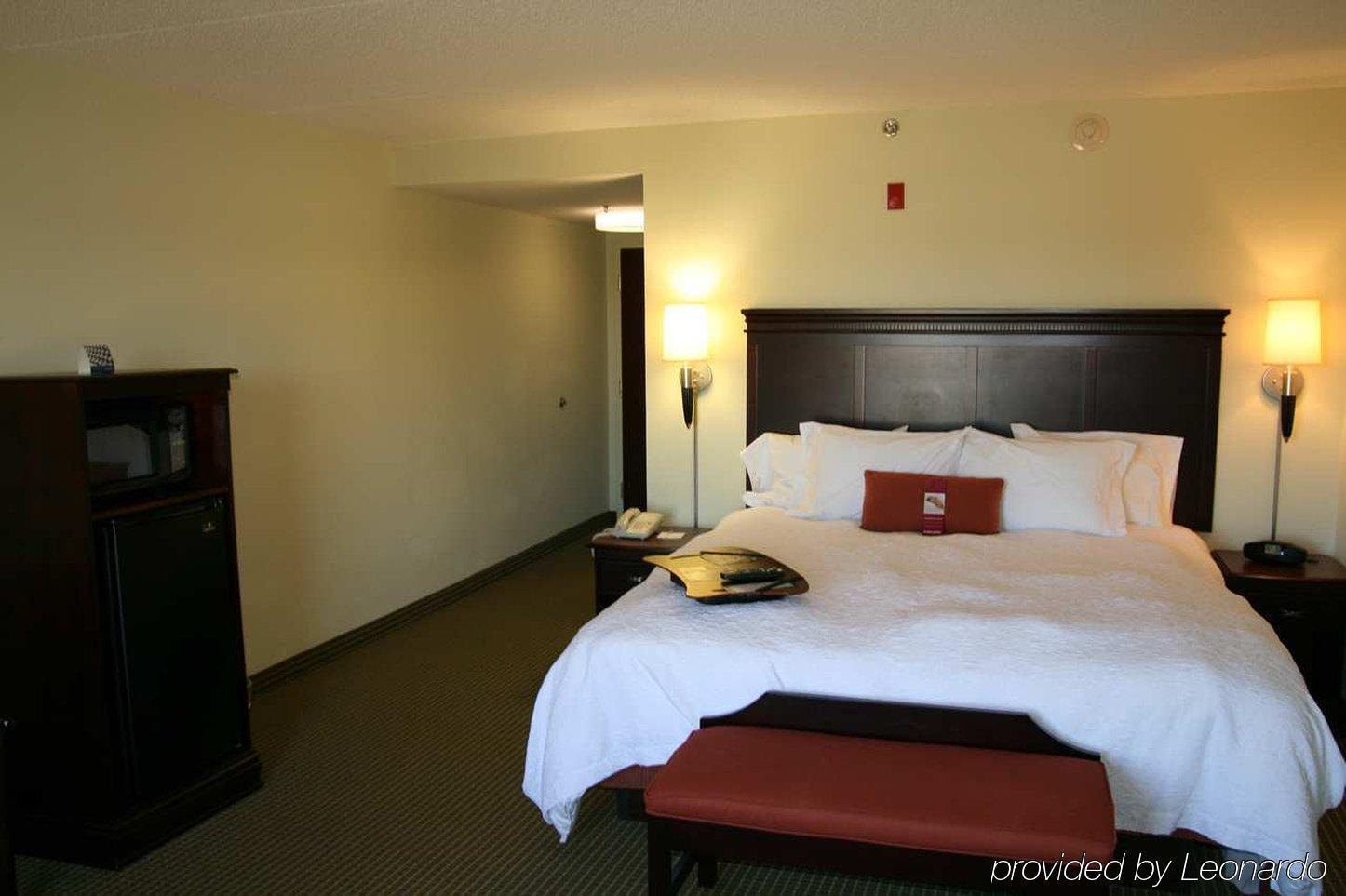 Hampton Inn Fayetteville Ruang foto
