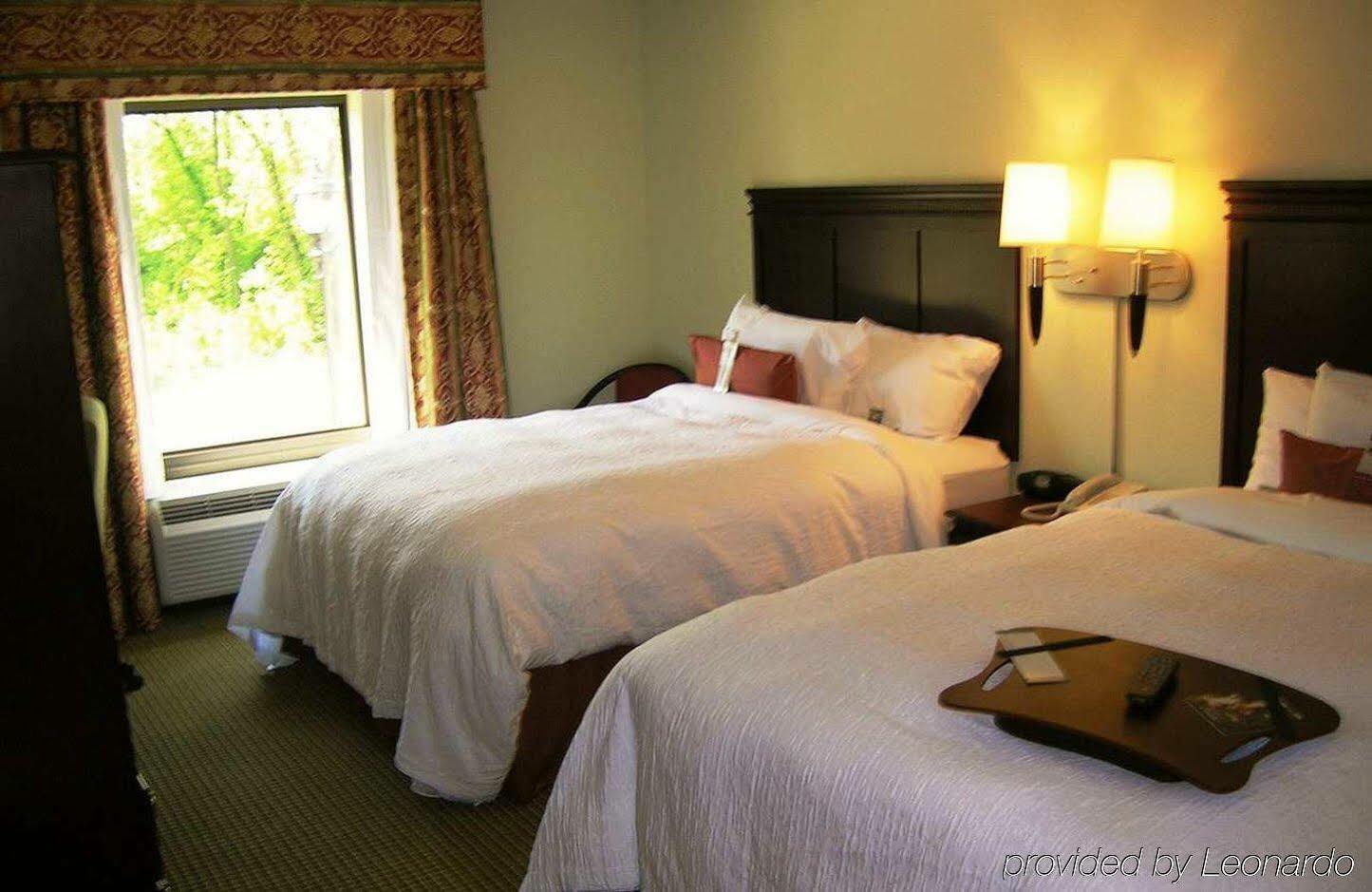 Hampton Inn Fayetteville Bagian luar foto